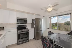 1200 SW 137th Ave, Pembroke Pines, FL 33027 - Photo 15
