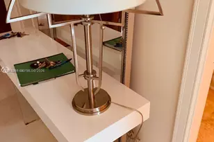 1425 Brickell Ave, Miami, FL 33131 - Photo 11