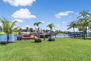 2674 SE Erickson Dr, Port Saint Lucie, FL 34984 - Photo 57