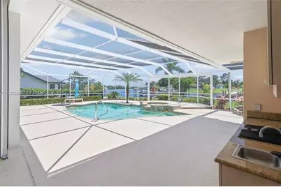 2674 SE Erickson Dr, Port Saint Lucie, FL 34984 - Photo 47