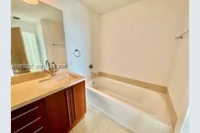 79 SW 12th St #2904-S, Miami, FL 33130 - Photo 7
