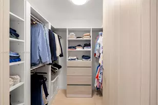 1000 Brickell Plaza, Miami, FL 33131 - Photo 29