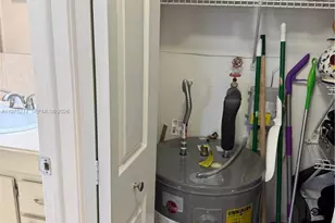 9310 Sunrise Lakes Blvd, Sunrise, FL 33322 - Photo 47