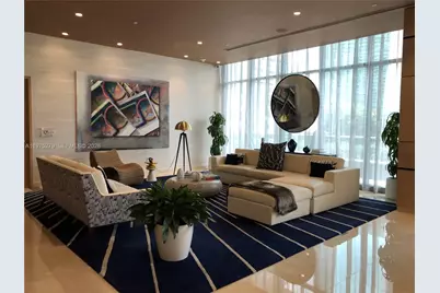 55 SW 9th St #4104, Miami, FL 33130 - Photo 9