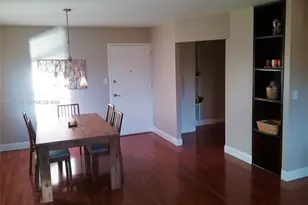 401 Golden Isles Dr, Hallandale Beach, FL 33009 - Photo 11