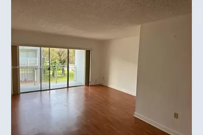 9373 Fontainebleau Blvd #K217, Miami, FL 33172 - Photo 7