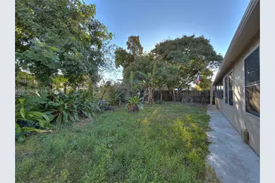 7212 SW 3rd Ct, North Lauderdale, FL 33068 - Photo 19