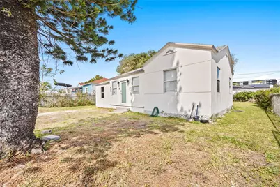 919 NW 66th St, Miami, FL 33150 - Photo 3