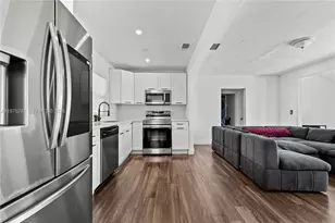 919 NW 66th St, Miami, FL 33150 - Photo 5