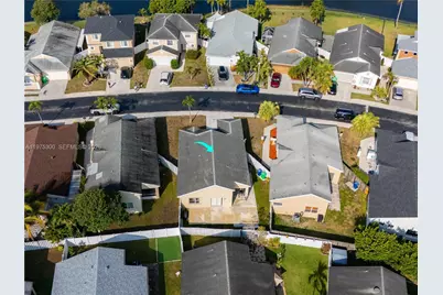 216 W Riverbend Dr, Sunrise, FL 33326 - Photo 25