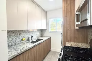 650 Lenox Ave., Miami Beach, FL 33139 - Photo 3