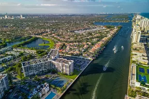 1000 Parkview Dr, Hallandale Beach, FL 33009 - Photo 27