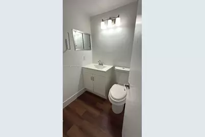 104 E Easthampton  E #1, West Palm Beach, FL 33417 - Photo 11