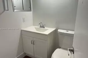 104 E Easthampton E, West Palm Beach, FL 33417 - Photo 11