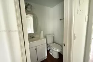 104 E Easthampton E, West Palm Beach, FL 33417 - Photo 11