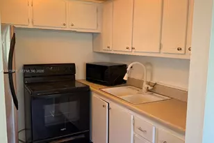 104 E Easthampton E, West Palm Beach, FL 33417 - Photo 9