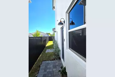 14894 SW 163rd St #, Miami, FL 33187 - Photo 3