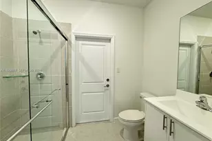 14894 SW 163rd St, Miami, FL 33187 - Photo 9