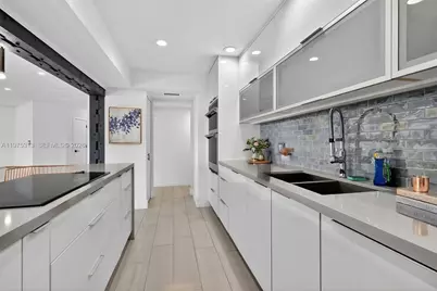 877 NE 195th St #422, Miami, FL 33179 - Photo 5