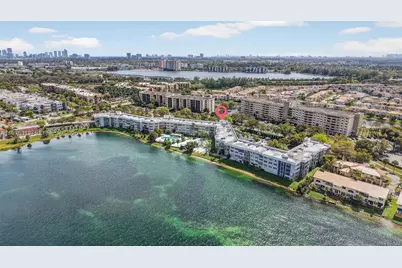 877 NE 195th St #422, Miami, FL 33179 - Photo 23