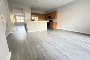 978 NE 42nd Pl, Homestead, FL 33033 - Photo 9
