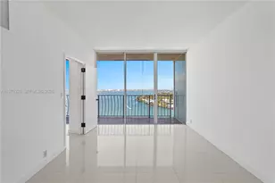 7601 E Treasure Dr, North Bay Village, FL 33141 - Photo 11