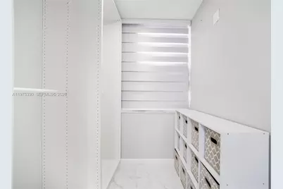 10000 NW 80th Ct #2102-2, Hialeah Gardens, FL 33016 - Photo 3