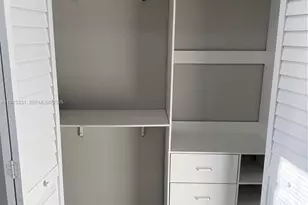 3275 SW 27th St, Miami, FL 33133 - Photo 15