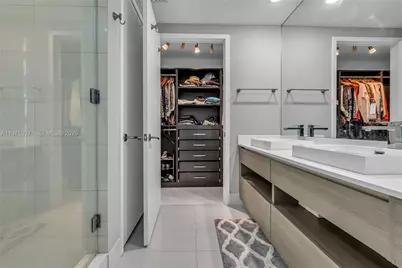 460 NE 28th St #1708, Miami, FL 33137 - Photo 37