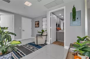 460 NE 28th St, Miami, FL 33137 - Photo 13