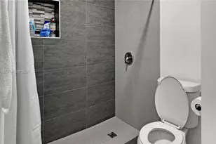 6353 NW 190th Terrace, Hialeah, FL 33015 - Photo 23