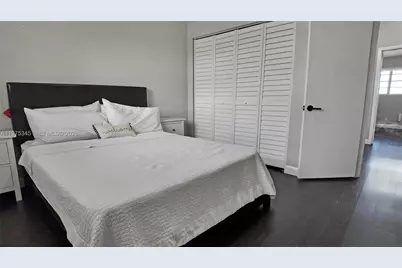 6353 NW 190th Ter, Hialeah, FL 33015 - Photo 15