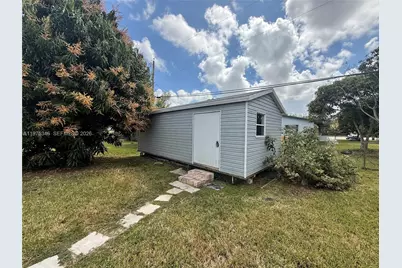 1960 NW 104th St #Rear, Miami, FL 33147 - Photo 5