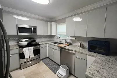 17153 NW 23rd St, Pembroke Pines, FL 33028 - Photo 5