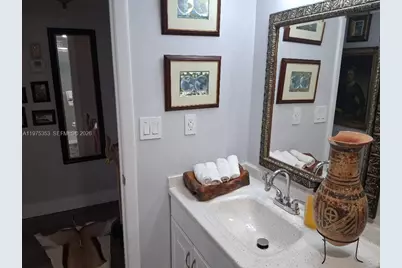 1000 St Charles Pl #609, Pembroke Pines, FL 33026 - Photo 11