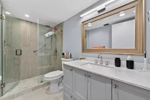 12750 SW 4th Ct, Pembroke Pines, FL 33027 - Photo 5