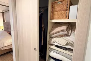 1000 Brickell Plaza, Miami, FL 33131 - Photo 11