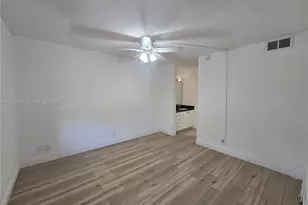 10781 Cleary Blvd, Plantation, FL 33324 - Photo 5