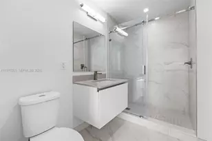 101 Diplomat Pkwy, Hallandale Beach, FL 33009 - Photo 33