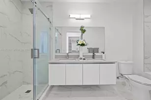 101 Diplomat Pkwy, Hallandale Beach, FL 33009 - Photo 25