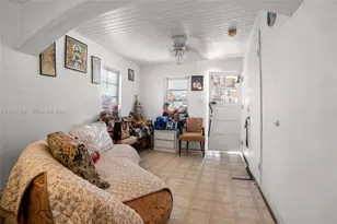 1733 NW 66th St, Miami, FL 33147 - Photo 19