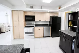 3180 S Ocean Dr, Hallandale Beach, FL 33009 - Photo 25