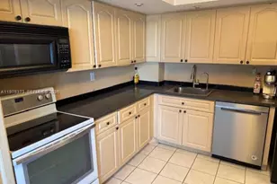 3180 S Ocean Dr, Hallandale Beach, FL 33009 - Photo 19