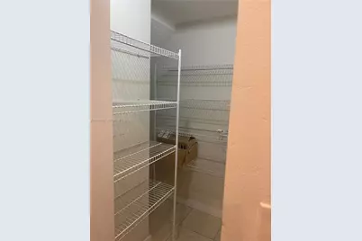 942 NE 42nd Pl, Homestead, FL 33033 - Photo 9