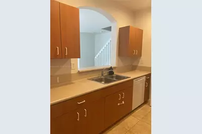 942 NE 42nd Pl, Homestead, FL 33033 - Photo 7