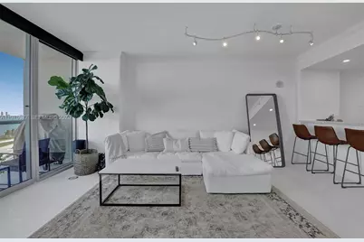 601 NE 36th St #811, Miami, FL 33137 - Photo 3