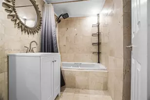 879 Twin Lakes Dr, Coral Springs, FL 33071 - Photo 11