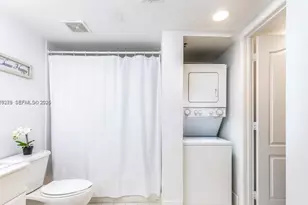 1200 Brickell Bay Dr, Miami, FL 33131 - Photo 7