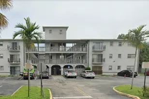 16215 NE 18th Ct, North Miami Beach, FL 33162 - Photo 9