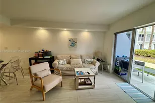 881 Ocean Dr, Key Biscayne, FL 33149 - Photo 27